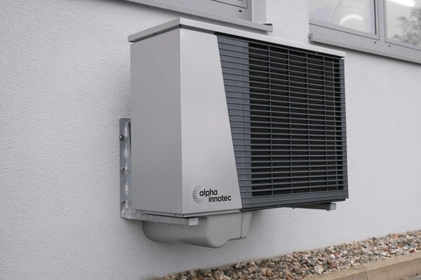 Comprehensive guide to air source heat pump installation in London